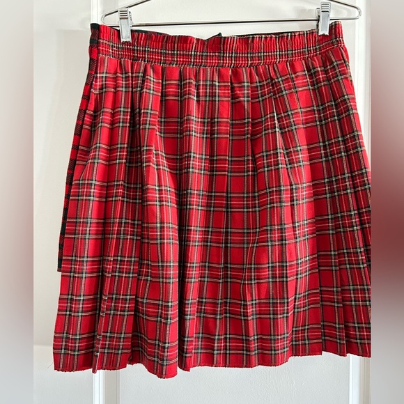 Urban Outfitters wool kilt. Shorter in the front Elastic waist. - Picture 2 of 2